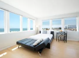 AIR Venice on the Beach