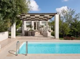 Levantes Luxury Home - Nature Inspired, Pool & BBQ, By ThinkVilla