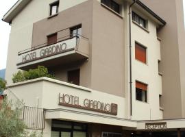Hotel Giardino, hotel a Breno