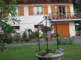 LA CONTAMINE, bed and breakfast en Nâves-Parmelan