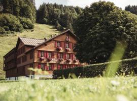 쇼페르나우에 위치한 호텔 Hotel Gasthof Adler