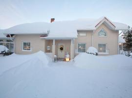 Villa Ranta, hotel near Rovaniemi Local History Museum, Rovaniemi