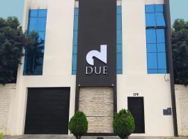 Due, hotel en Trujillo