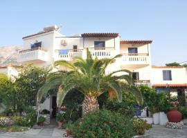 Villa Maria, strandhotell i Marathokampos