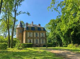 Private Castle with Park - Château Guillermo ค็อทเทจในLa Moncelle