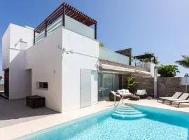 Luxury BKM in Playa del Duque