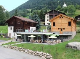 B&B Hängebrigga, hotel v destinaci Ernen