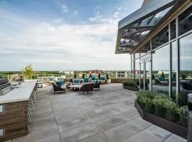 Bluebird Suites Near Chevy Chase