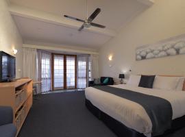 Barclay Motor Inn, hotel cerca de Devonport Oval, Devonport