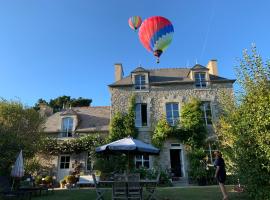 La Maison Les Mimosas: Le Minihic-sur-Rance şehrinde bir otel