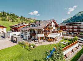 Hotel Garni Sursilva, hotel in Lech am Arlberg