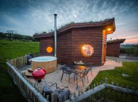 Treberfedd Farm Cottages and Cabins, hotel v destinaci Lampeter