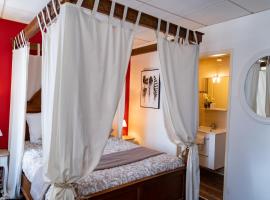 Hotel Henri IV, hotel v destinaci Sully-sur-Loire
