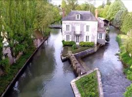 Maison du Moulin, hotel with parking in Donzy