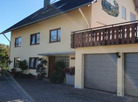 Chickenhill Blackforest, große Ferienwohnung im Schwarzwald, hotel v destinaci Bad Wildbad