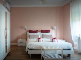 La Rosa Tra I Laghi B&B, bed & breakfast a Meina