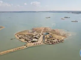 Taghaghien Island Resort