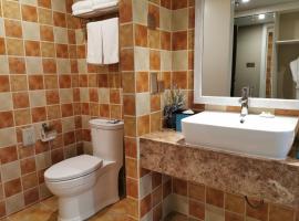 Beijing Chestnut Valley Hotel, hotel in Huairou