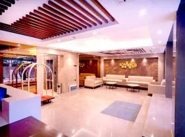 Hotel City Pride with Free Airport Pickup