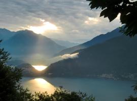 Agriturismo Piccolo paradiso: Pianello Del Lario'da bir otel