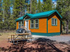 Bend-Sunriver Camping Resort Cottage 1, Ferienpark in Sunriver