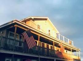 The Skylark Beach Inn