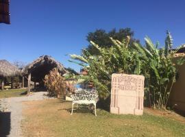 Hospedagem Portal da Terra, hotel with parking in São João