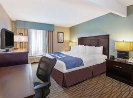 Days Inn by Wyndham Petoskey, hotell i Petoskey