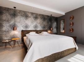VILLA BRICOLA - Boutique Apartments, Ferienwohnung mit Hotelservice in Karlsbad
