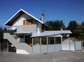 Maison La Rive, hotel a Publier