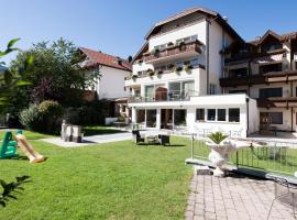 Familienhotel Alpina ALL INKLUSIVE, Hotel in Wenns