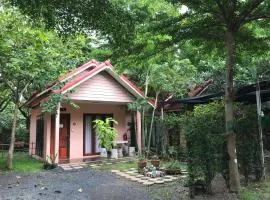 Green Leaf Resort