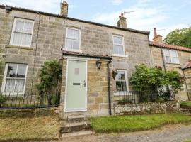 Pheasant Cottage, villa in Whitby