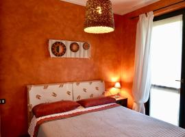 Holiday Apartment Albachiara, hotel in Tavernola Bergamasca