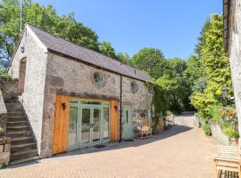 The Old Coach House, holiday rental in Mold