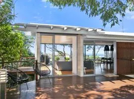 Stunning Seaviews, Sunshine Beach