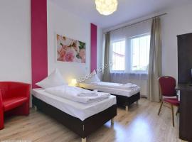 Hotelik Kameleon Pokoje Gościnne – hotel w mieście Jawor