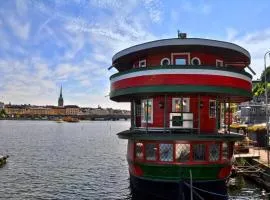 Den Röda Båten