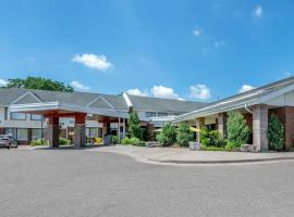 Quality Inn & Suites, accessible hotel in Brampton