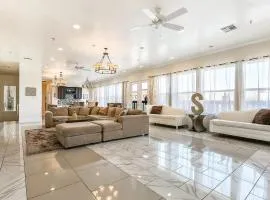 Modern, Spacious Condos with Luxury Amenities