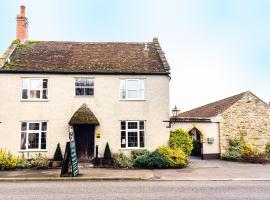 The Half Moon Inn and Country lodge, hotel v mestu Yeovil