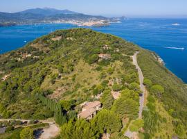 Case Danesi, hotell sihtkohas Rio nellʼElba