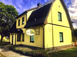 Villa Kertelhof Guesthouse, hostal o pensión en Kärdla