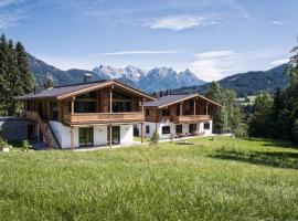 Zeitfrei Chalet Apartments, hotel in Fieberbrunn