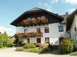 Gästehaus Familie Grudl, hotel in Bärnkopf