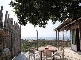 Tree House Villa, hotel i Praia do Tofo