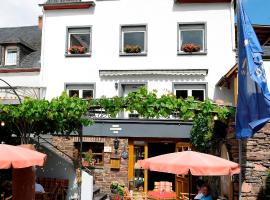 Wein- und Gästehaus M. Bai, hotel v destinácii Mesenich