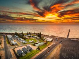 BIG4 Breeze Holiday Parks - Port Hughes、Port Hughesのビーチ周辺のバケーションレンタル