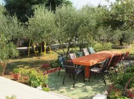 Ana Guest House
