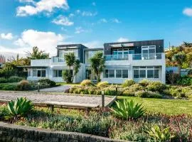 Waiheke Waterfront Lodge